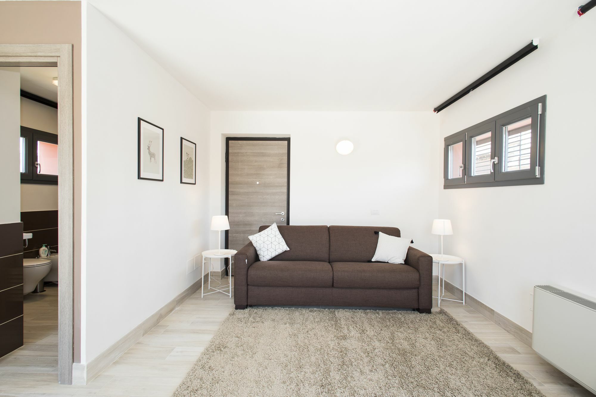 Skytower - The Right Space Apartment