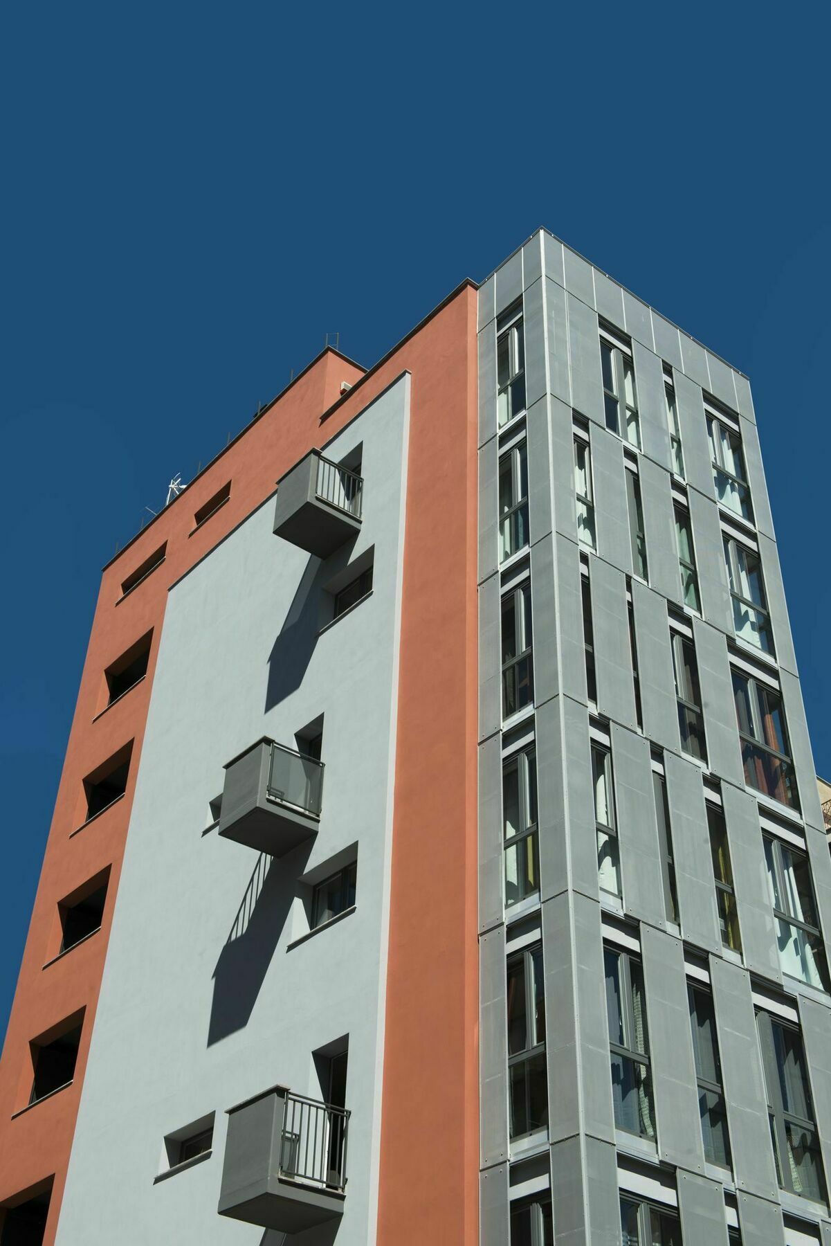 Skytower - The Right Space * Rom