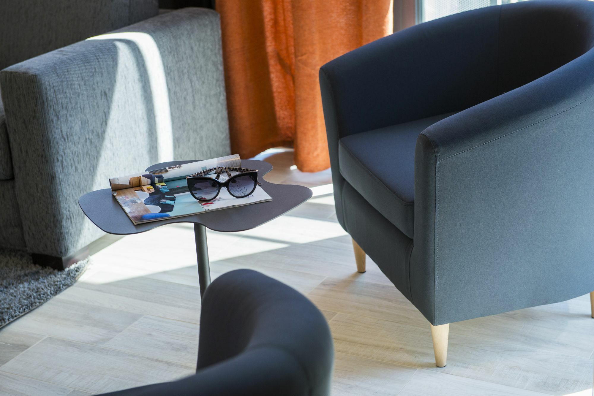 Skytower - The Right Space Apartment