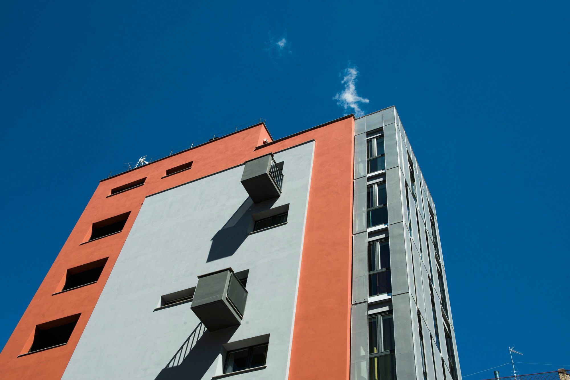 Skytower - The Right Space